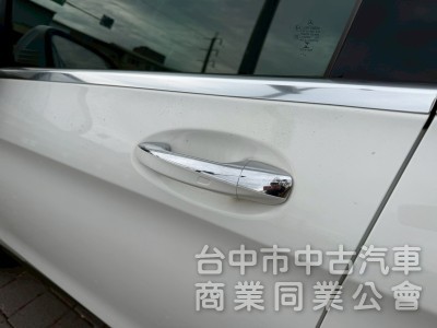 2017 GLC250 Coupe 跑六萬多公里