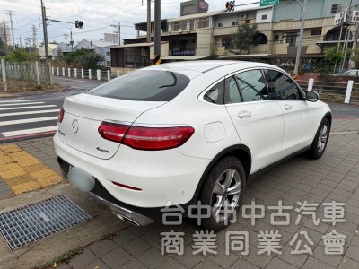 2017 GLC250 Coupe 跑六萬多公里