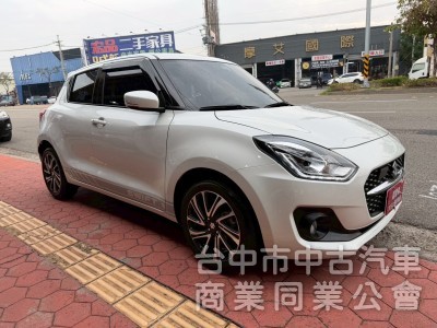 2022 Swift 1.2油電 跑五千多公里
