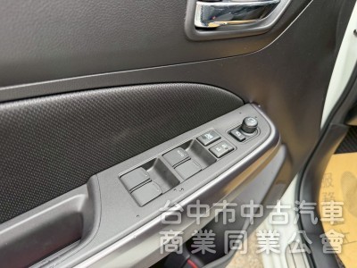 2022 Swift 1.2油電 跑五千多公里