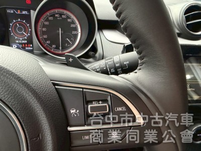2022 Swift 1.2油電 跑五千多公里