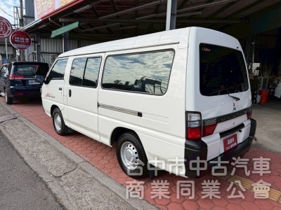 2023 得利卡廂型車 8人座自排