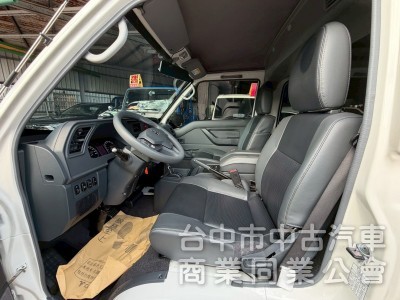 2023 得利卡廂型車 8人座自排