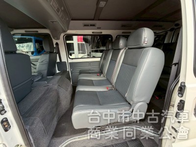 2023 得利卡廂型車 8人座自排