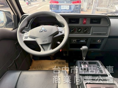 2023 得利卡廂型車 8人座自排