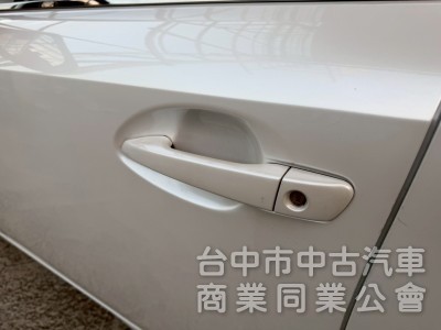 2017領 IS200t小改跑八萬多公里