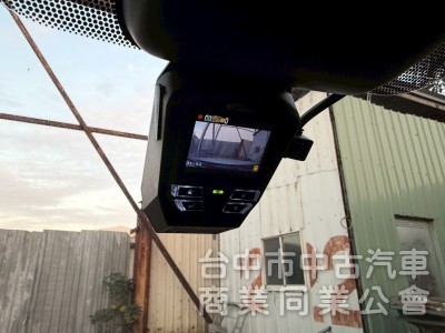 2017領 IS200t小改跑八萬多公里