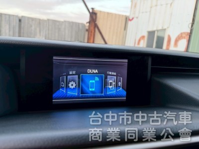 2017領 IS200t小改跑八萬多公里