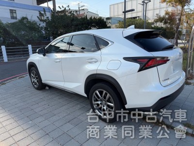 2015 NX200t旗艦跑八萬多公里