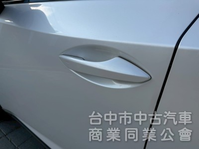 2015 NX200t旗艦跑八萬多公里