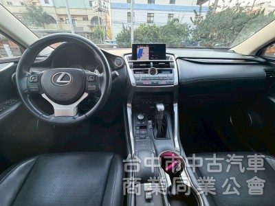 2015 NX200t旗艦跑八萬多公里