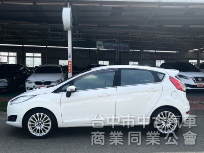 Ford Fiesta 2016款 自手排 1.1L以下 一手車 原鈑件 運動款 IKEY 便宜代步車 可全貸