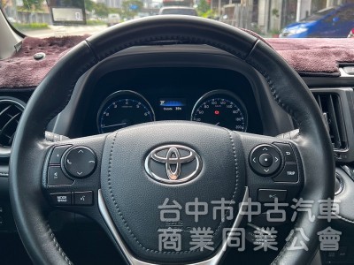 Toyota RAV4 2018款 自排 2.0L 尊爵 低里程 ACC 恆溫 免KEY 倒顯 電動座椅 已認證 全額貸