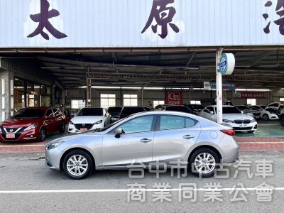 Mazda 3 2016款 自排 2.0L 一手車 原廠保養 CARPLAY 定速 原裝進口