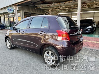 Toyota Yaris 2011款 自排 1.5L 小鴨 YARIS 代步車 省油 便宜賣 可超貸 可全額貸