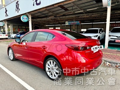 Mazda 3 2018款 自手排 2.0L 魂動馬3 GPS 一手車 尊榮安全款 4D 認證車 原版件 可全額貸