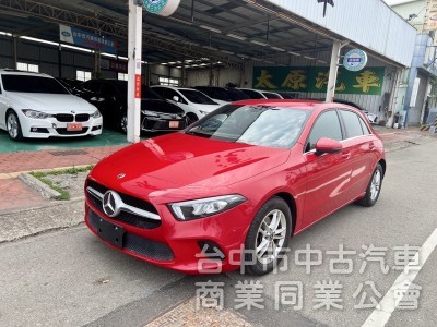 Mercedes-Benz A-Class A180 2020款 手自排 1.3L AMG 原鈑件 原廠保養 里程超少