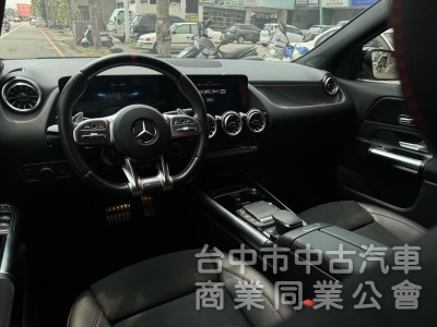 AMG GLA35✅總代理選配14萬✅稀有23P跟車✅AMG空力套件✅夜色套件✅U88旋鈕✅電子懸吊✅原廠保養✅原鈑原漆