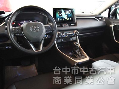 22年式✅2.0汽油旗艦版頂規✅選配原廠影音特仕✅CARPLAY✅360環景✅電尾門✅盲點✅抬顯✅ACC✅原廠保固,保養