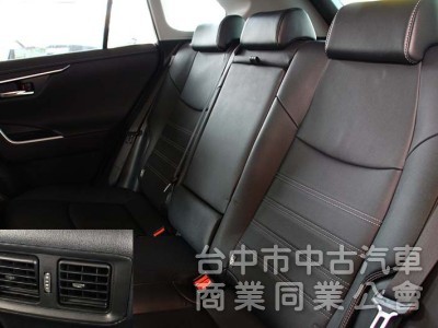 22年式✅2.0汽油旗艦版頂規✅選配原廠影音特仕✅CARPLAY✅360環景✅電尾門✅盲點✅抬顯✅ACC✅原廠保固,保養