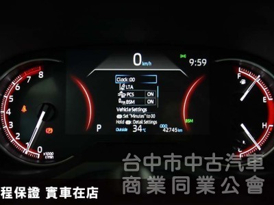 22年式✅2.0汽油旗艦版頂規✅選配原廠影音特仕✅CARPLAY✅360環景✅電尾門✅盲點✅抬顯✅ACC✅原廠保固,保養