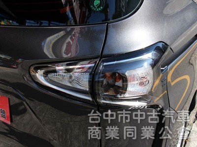 外觀內裝100分⭕升級可切換HID頭燈✅IKEY全套免鑰匙✅車道偏離✅雙邊電吸門✅原廠保固✅原廠保養✅全車原鈑件✅可全貸