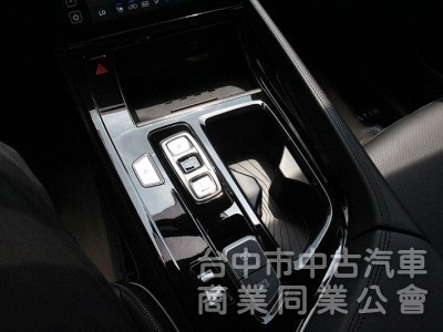 現車在店 ⭕GLT-B最頂規⭕全車原版件原漆✅四座電動椅✅通風加熱座✅半自動駕駛LV2⭕可全額貸款⭕免等待現車⭕新車利率