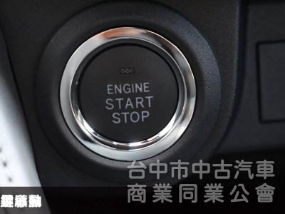 正24年出廠⭕市場熱門小休旅✅酷動版✅倒車顯影輔助✅摸門✅ACC跟車✅無線CARPLAY✅全車原鈑原漆✅可全貸✅新車利率