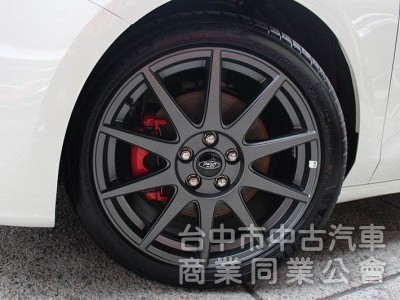 僅跑2000KM⭕挑戰全省最便宜✅全車原鈑原漆⭕旅行車✅小改款真皮座椅✅頂規VINGLE✅可全貸✅新車利率✅新車保固中