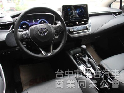 正24年出廠⭕油電尊爵版⭕改款全數位儀表版✅CARPLAY✅倒車顯影✅盲點偵測✅全套免鑰匙✅全車原鈑件✅全額貸✅新車利率