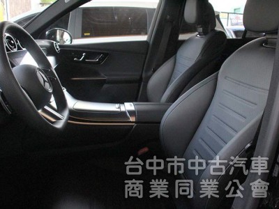 正2024年⭕四輪傳動⭕全車原漆⭕僅跑2萬✅就是新車✅價格更大優惠✅全景天窗⭕AMG⭕P20⭕新車利率⭕可全貸