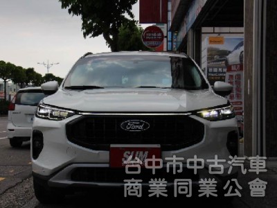正24年出廠⭕超低里程8000KM⭕全車如新原鈑原漆✅ 360環景✅ B&o音響✅盲點偵測✅電動尾門✅無線充電✅抬頭顯示