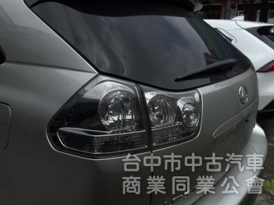 ⭕四輪驅動⭕車況保證好✅電動座椅✅360環景✅天窗 ✅定速✅無線carplay ✅電動天窗⭕安卓高階影音⭕測速防護罩