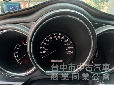 ⭕四輪驅動⭕車況保證好✅電動座椅✅360環景✅天窗 ✅定速✅無線carplay ✅電動天窗⭕安卓高階影音⭕測速防護罩