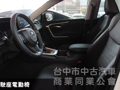 ✅正2024出廠⭕可全貸⭕現買省價差✅就是新車✅液晶儀表✅無線carplay ✅電動椅✅電子後視鏡含紀錄✅電尾門