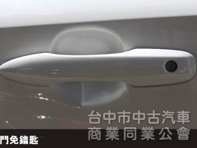 ⭕正24年出廠⭕油電豪華版✅CARPLAY✅倒車顯影✅盲點偵測✅全套免鑰匙✅全車原鈑件⭕全額貸⭕新車利率