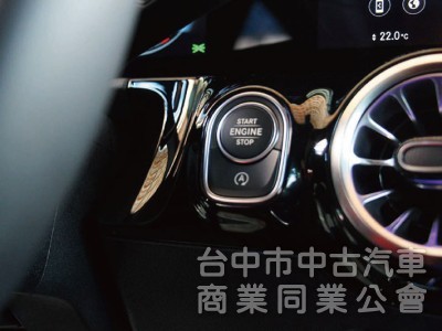 ⭕23年⭕全網最低價✅AMG✅四輪傳動✅239跟車✅多光束頭燈✅全景天窗✅雙記憶座椅⭕新車利率✅未領牌