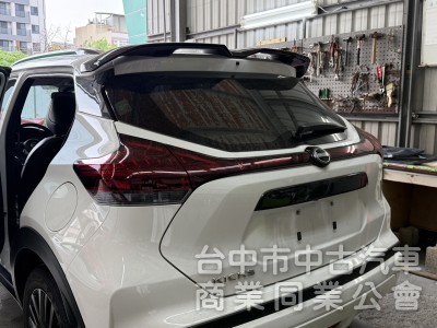 ⭕市場唯一⭕正25年出廠落地新車⭕樂咖特仕版 ✅全車黑化套件 ✅JBL音響✅360環景 ✅恆溫空調 ✅黑色尾翼⭕實車在店