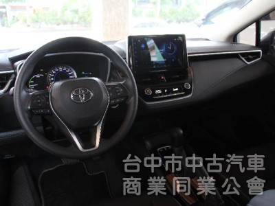 ⭕正25年出廠⭕油電豪華版✅無線CARPLAY✅倒車顯影✅盲點偵測✅全套免鑰匙✅全車原鈑件⭕全額貸⭕新車利率⭕原廠保固
