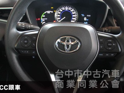 ⭕正25年出廠⭕油電豪華版✅無線CARPLAY✅倒車顯影✅盲點偵測✅全套免鑰匙✅全車原鈑件⭕全額貸⭕新車利率⭕原廠保固