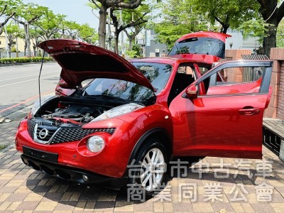 JUKE 1.6渦輪增壓 四輪傳動 旗艦版 紅搭黑紅內裝   CUV中的極品車款 原鈑件 低里程僅跑7.2萬 