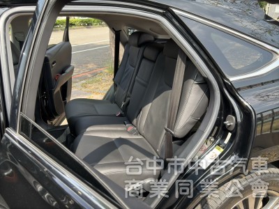 Lexus RX450h頂級版 黑配黑 全景天窗 免鑰匙 通風座椅 資料完整齊全 內裝美 車庫車 可貸款 可全額貸款 