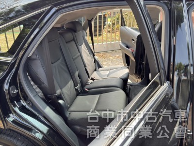 Lexus RX450h頂級版 黑配黑 全景天窗 免鑰匙 通風座椅 資料完整齊全 內裝美 車庫車 可貸款 可全額貸款 