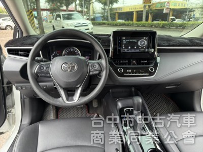 Toyota Altis(NEW) 1.8豪華+版  低里程 正一手 原鈑件 里程當然保證 免鑰匙啟動 ACC跟車 