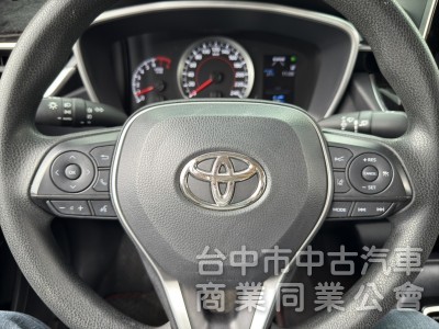 Toyota Altis(NEW) 1.8豪華+版  低里程 正一手 原鈑件 里程當然保證 免鑰匙啟動 ACC跟車 