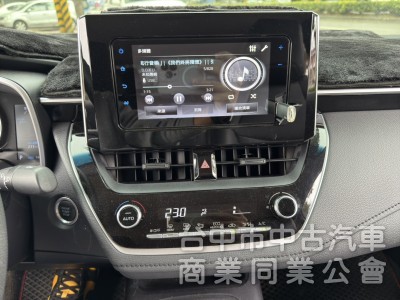 Toyota Altis(NEW) 1.8豪華+版  低里程 正一手 原鈑件 里程當然保證 免鑰匙啟動 ACC跟車 