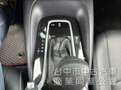 Toyota Altis(NEW) 1.8豪華+版  低里程 正一手 原鈑件 里程當然保證 免鑰匙啟動 ACC跟車 