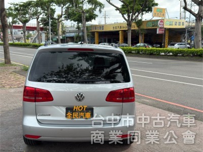 七人座 鈑件 內裝美 按時保養 底盤無異音 可配合任何專業檢查與鑑定 可全額貸款