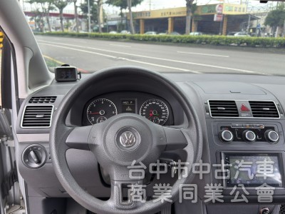 七人座 鈑件 內裝美 按時保養 底盤無異音 可配合任何專業檢查與鑑定 可全額貸款