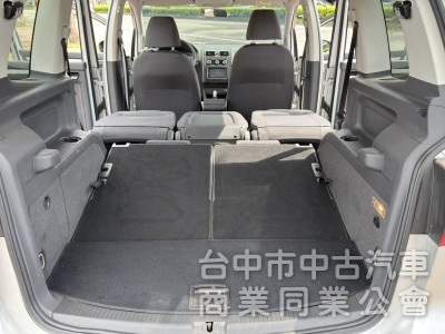 七人座 鈑件 內裝美 按時保養 底盤無異音 可配合任何專業檢查與鑑定 可全額貸款